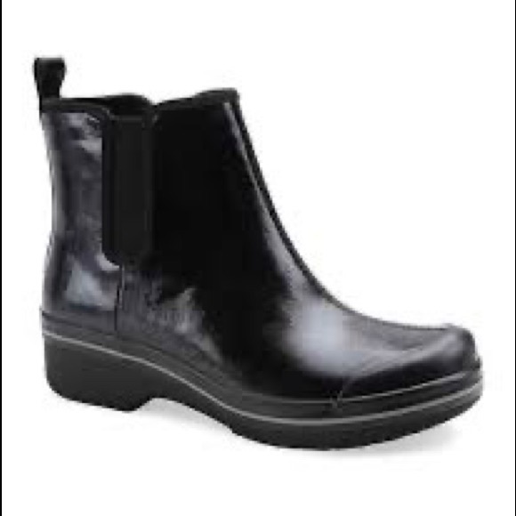 Dansko | Shoes | Dansko Vail Coated 